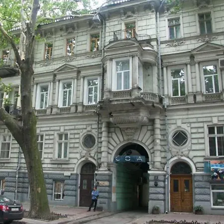 Mini-Hotel In The Very Heart Of Odessa Exterior photo